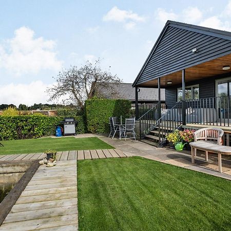 Sunset Lodge Brundall Exterior foto